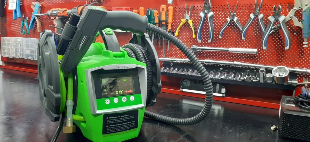 Mantenimiento Limpieza Vapor Ozono de aire acondicionado hogareño por MATRICULADO