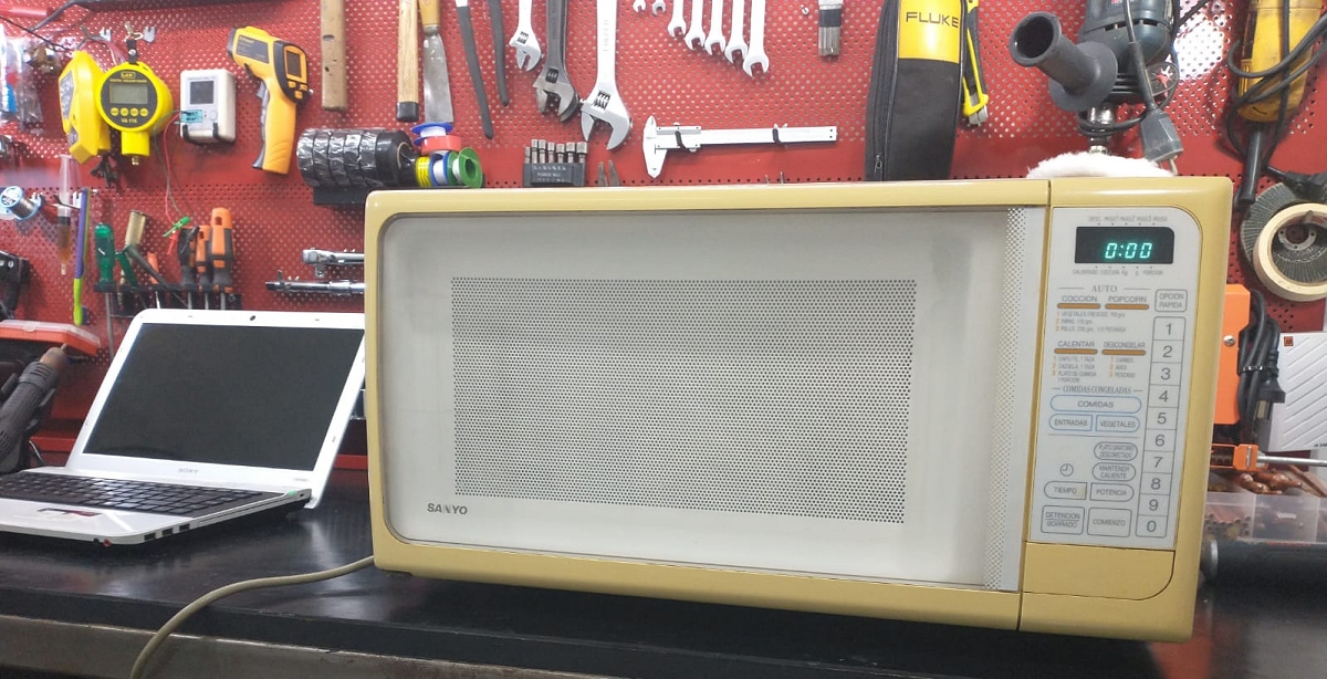 Service Reparación de Microondas Hornos eléctricos zona oeste